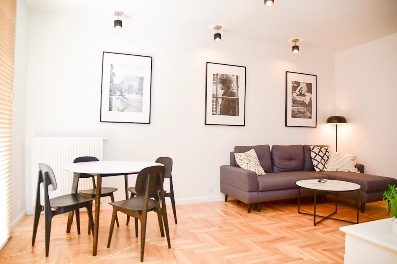 Apartament Lekka Leilighet Warszawa Eksteriør bilde